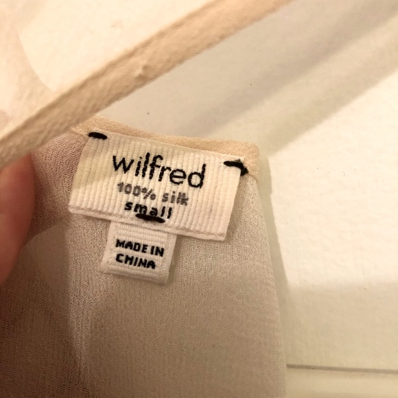 100% silk Wilfred tank top FREE add-on - Picture 3 of 4